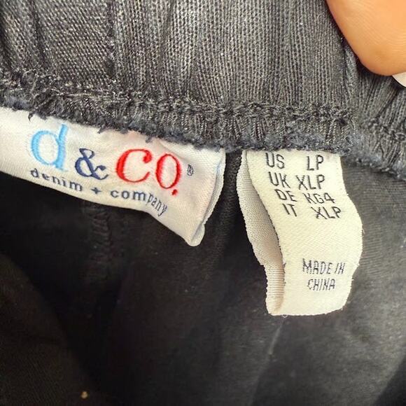 QVC Denim & Co. Pants Womens Large Petite Black Cropped Pull On Stretch NWOT - Picture 4 of 9